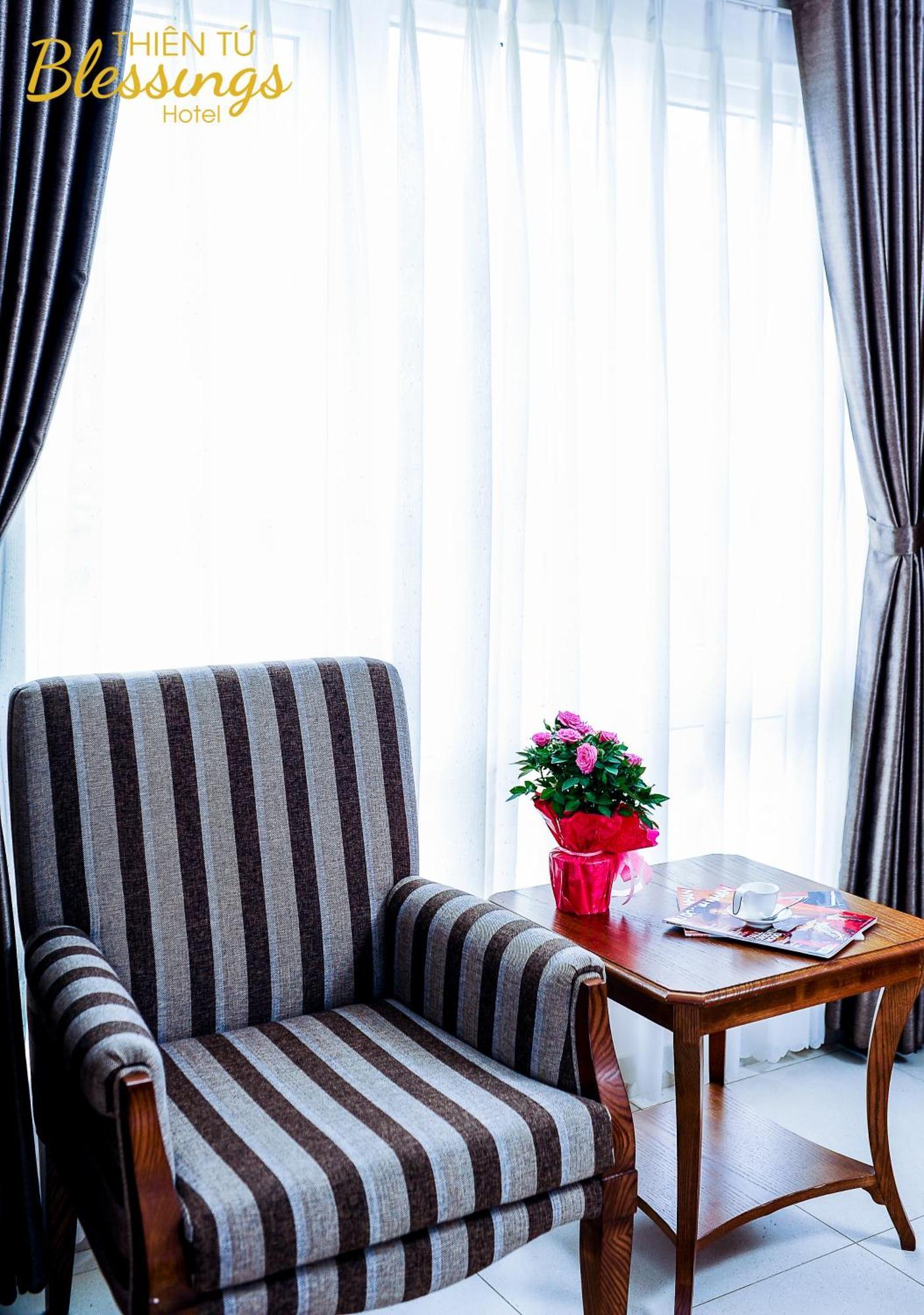 Thien Tu Hotel Ho Chi Minh-stad Buitenkant foto